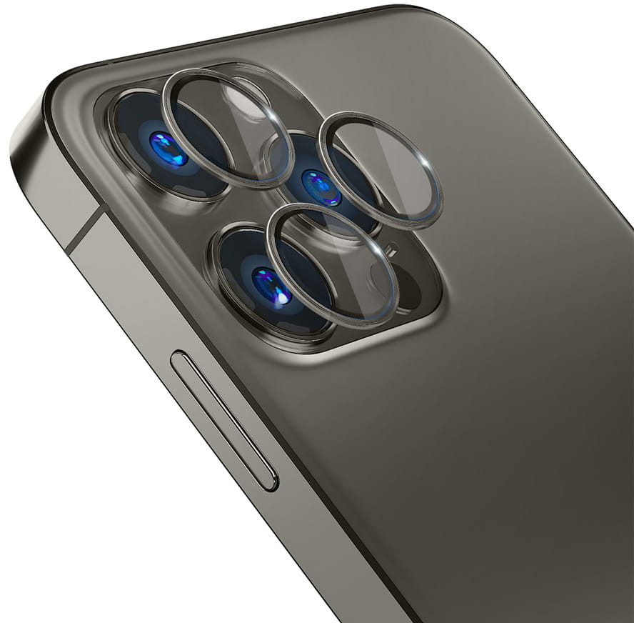 Zbliżenie modułu aparatu w telefonie. Ma trzy obiektywy. Telefon jest ciemnoszary.