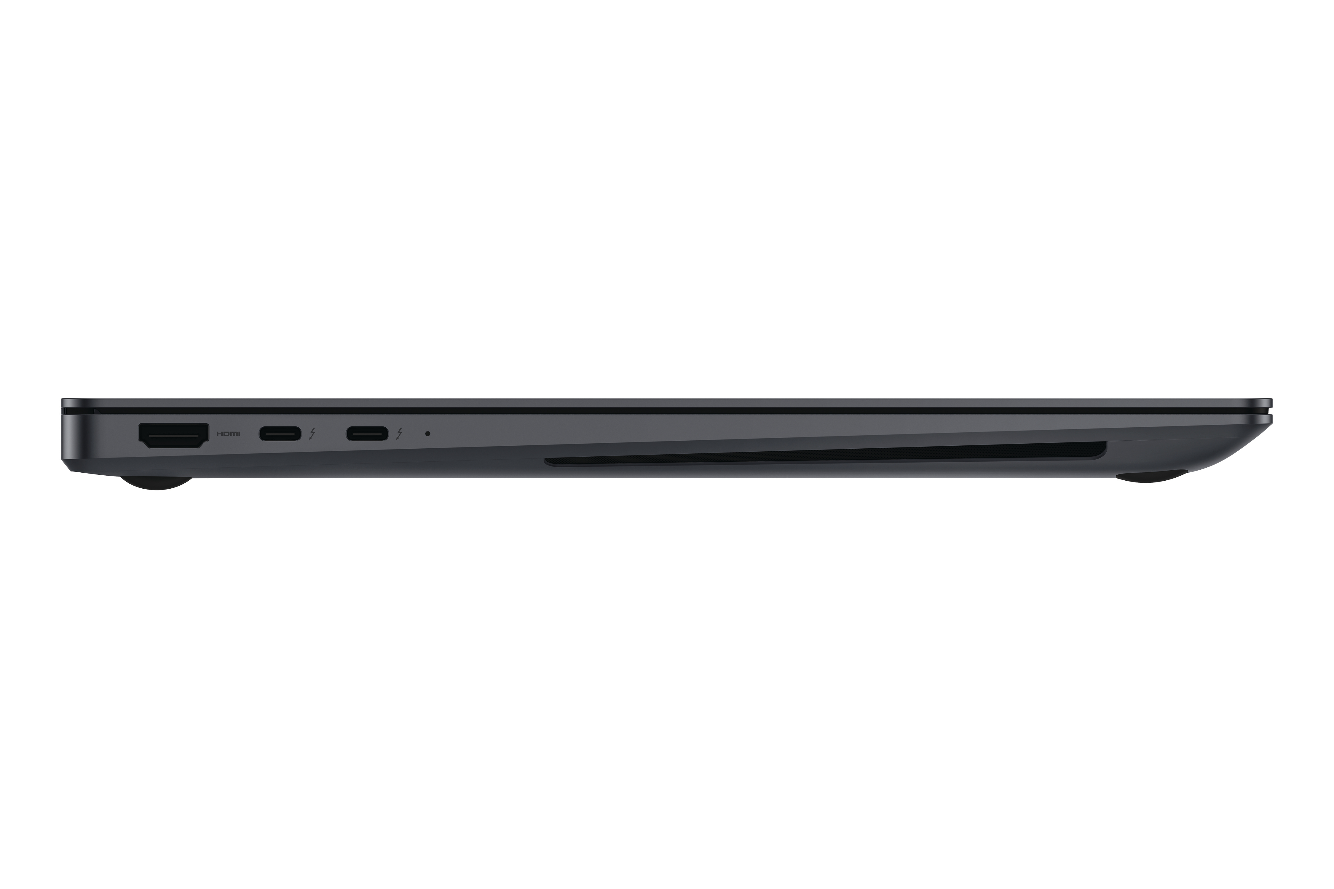 Seitenansicht eines dunkelgrauen Laptops, die Anschlüsse und ein schlankes Profil vor weißem Hintergrund zeigt.