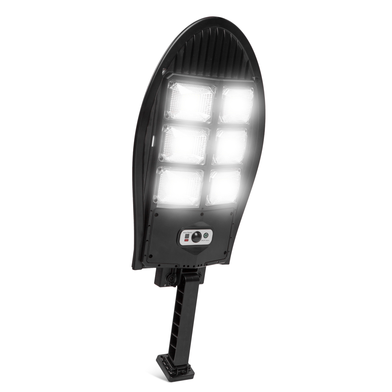 Fekete napelemes LED utcai lámpa hat fényes LED-del fehér háttéren.