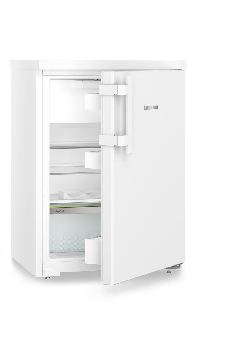 Ein weißer Liebherr-Kühlschrank mit offener Tür, der Regale und das Innere zeigt.