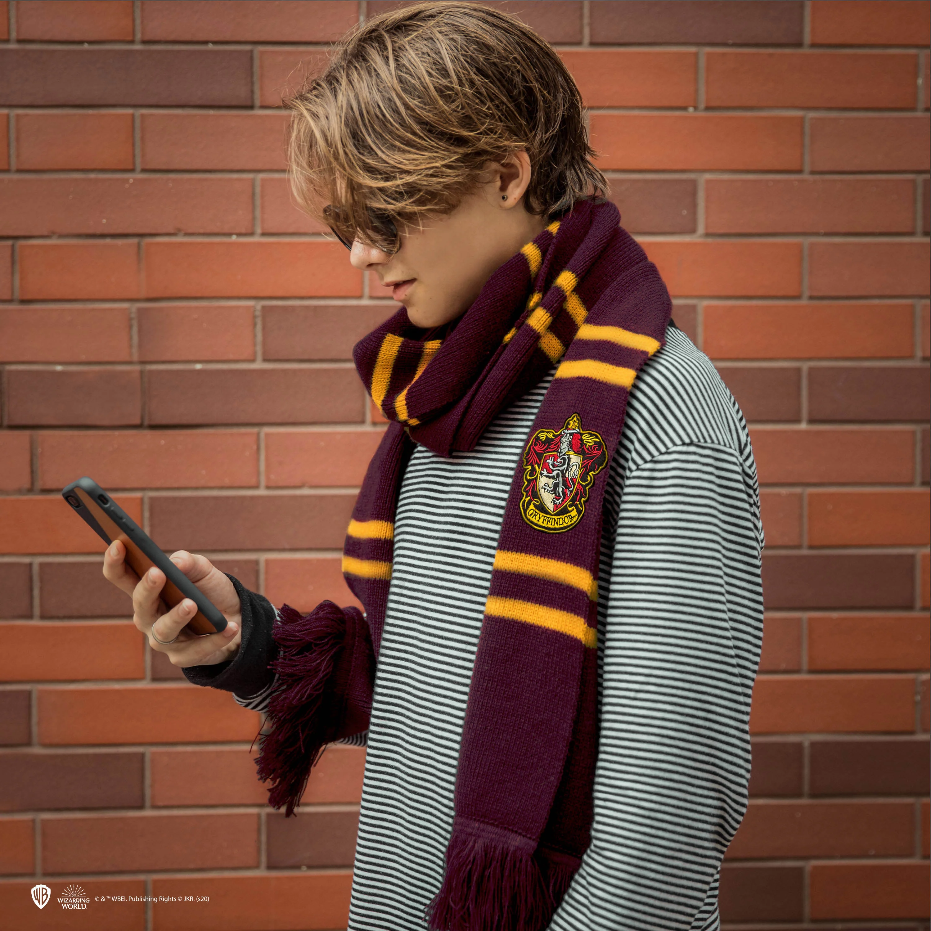 CINEREPLICAS Harry Potter : Gryffondor Deluxe - Écharpe (Marron/Jaune)