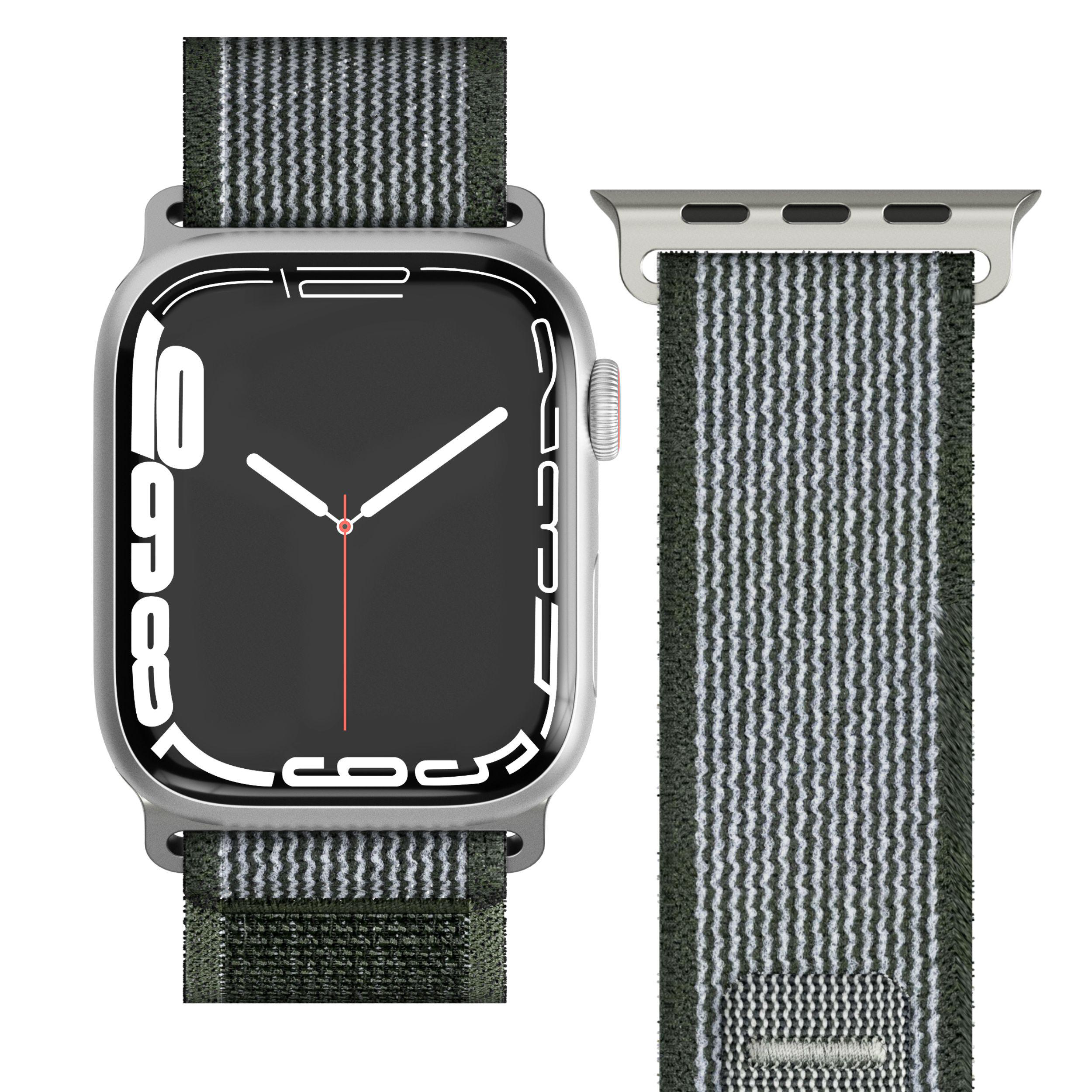 Apple Watch auf weißem Hintergrund mit grün-weiß gestreiftem Armband. Die Uhr ist an.