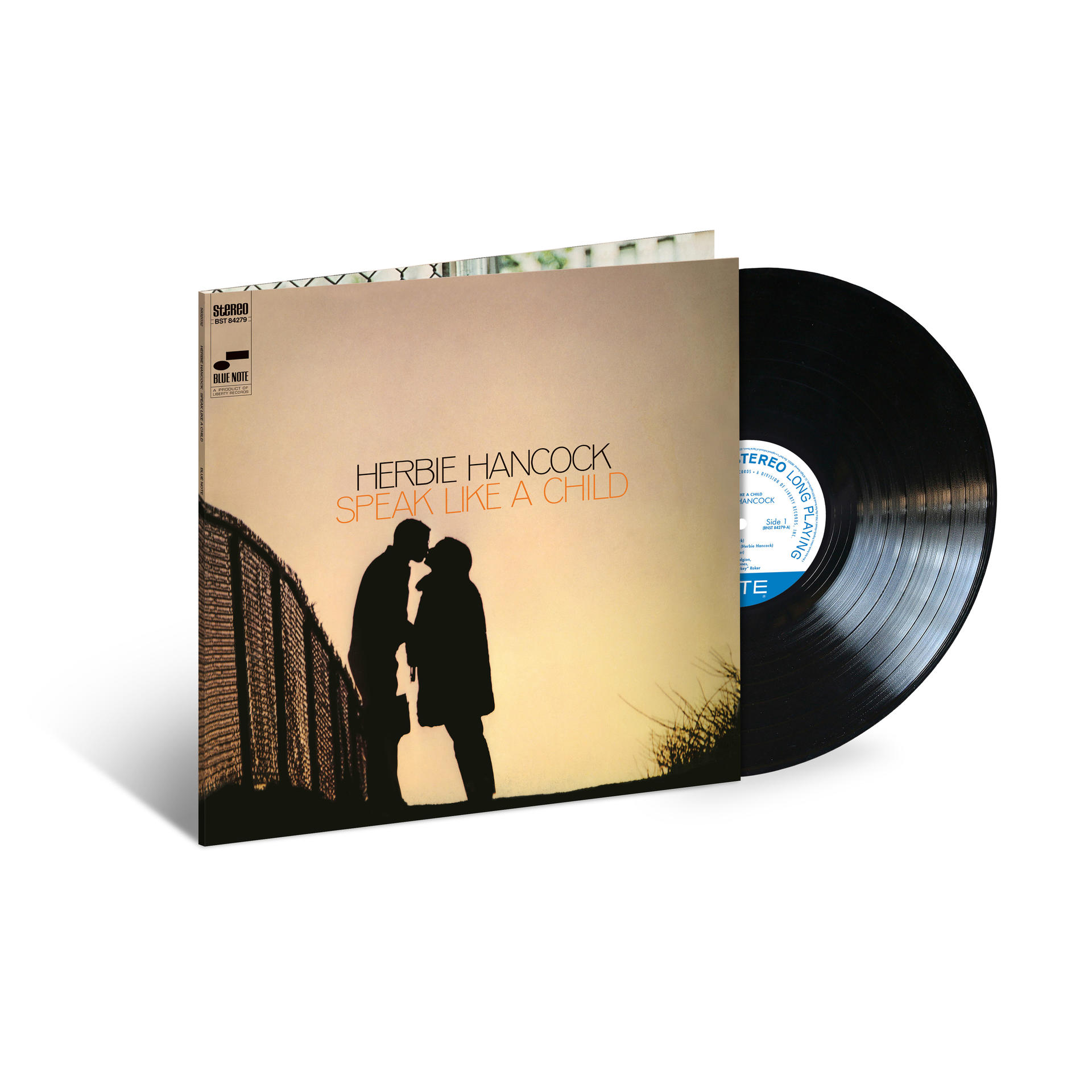 Vinyl-Schallplattenhülle mit zwei sich küssenden Personen. Text lautet 'Speak Like a Child'.