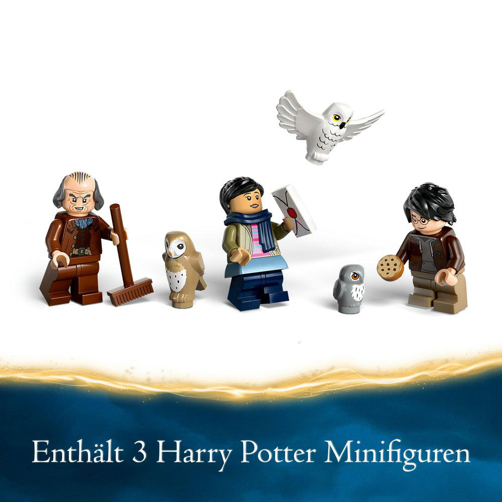 Lego-Figuren von Harry Potter-Charakteren und Eulen, auf Weiß. Enthält Harry und Dumbledore.
