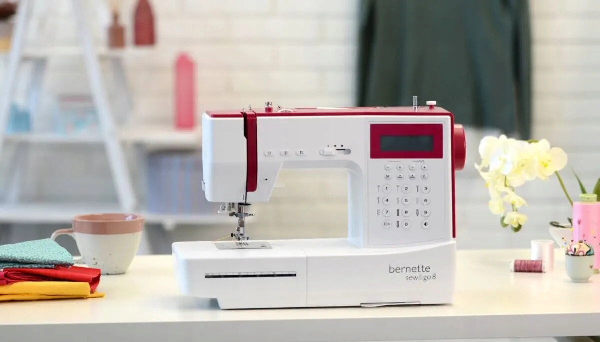 Maszyna do szycia BERNETTE Sew&Go 8