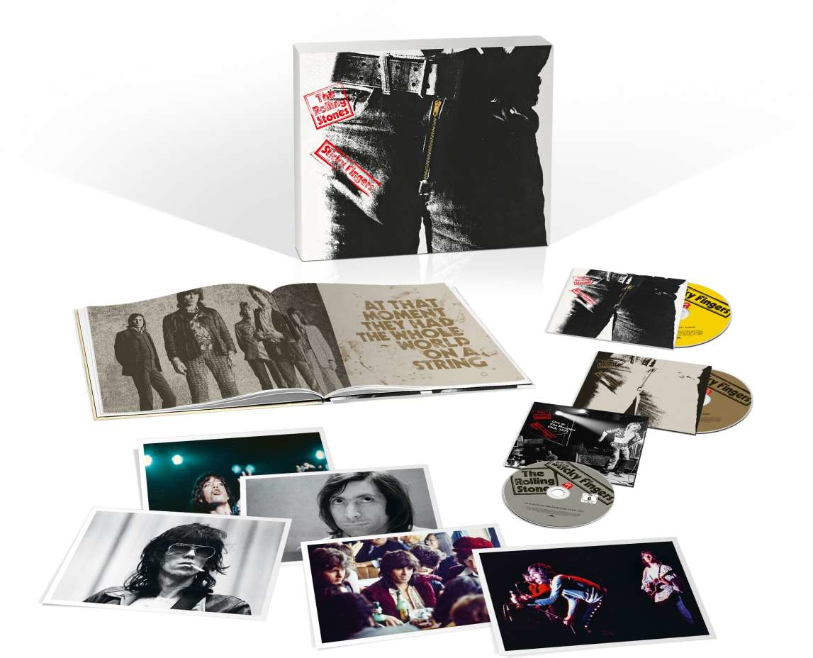 Album borító: Rolling Stones album fotókkal és CD-kkel. Fehér doboz, képek és CD-k.