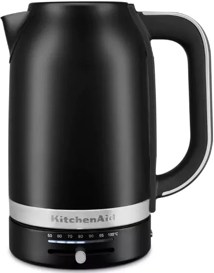 Fekete KitchenAid elektromos vízforraló hőmérséklet-beállításokkal.