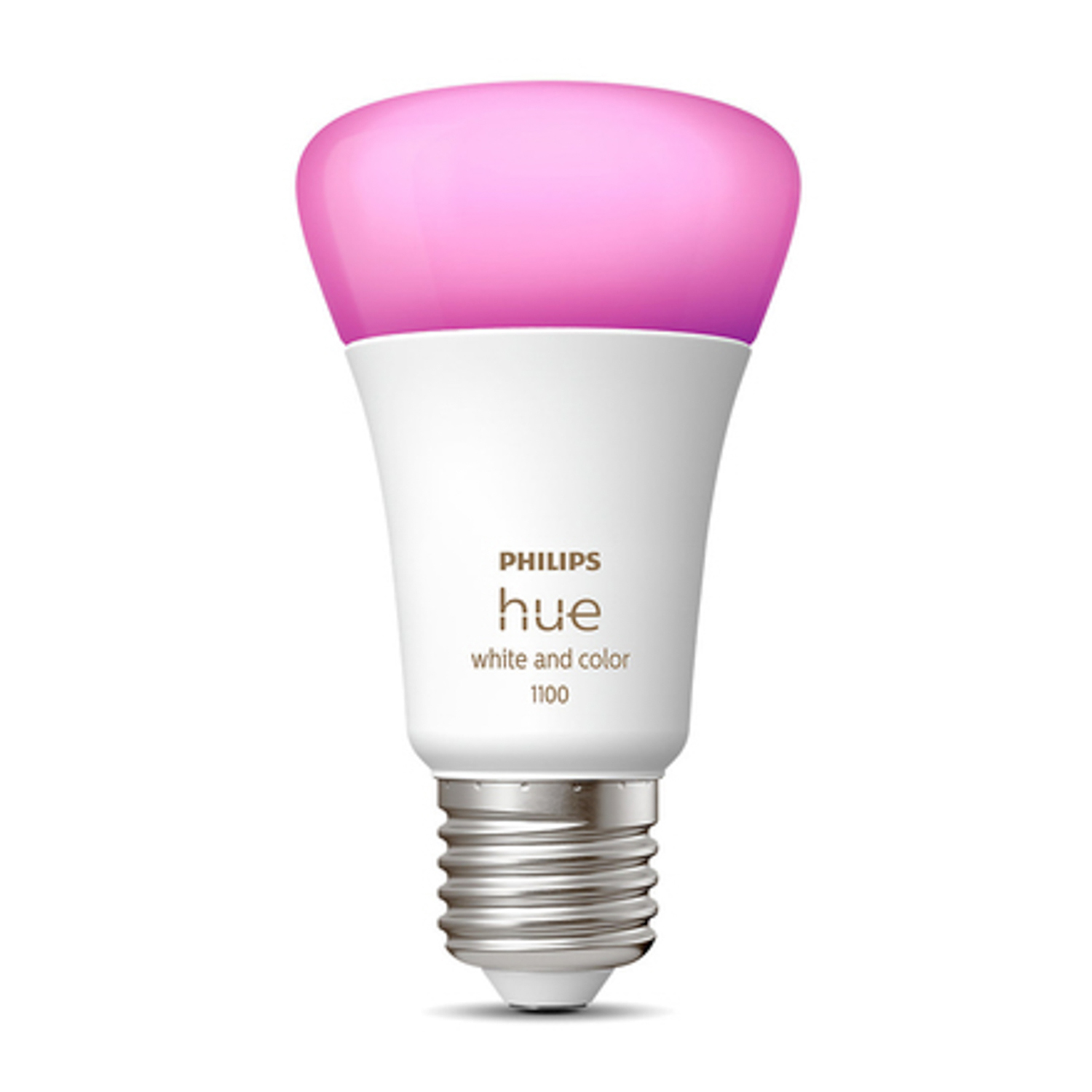 Una lampadina intelligente Philips Hue con un bagliore rosa, corpo bianco e base metallica.