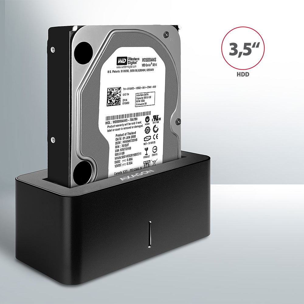 Merevlemez egy fekete házban. 3,5" HDD címke látható.