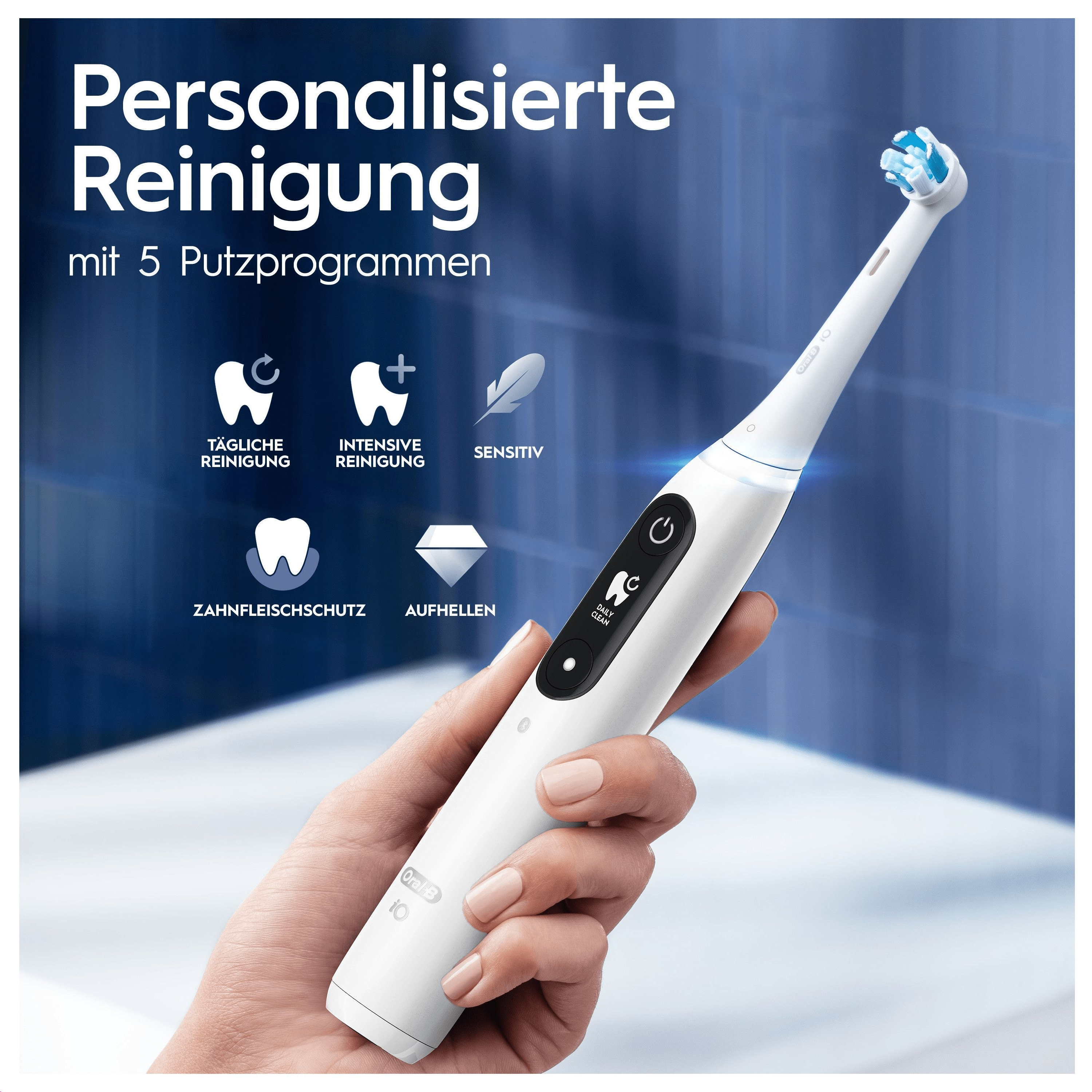 Mano che tiene uno spazzolino elettrico con icone del programma.