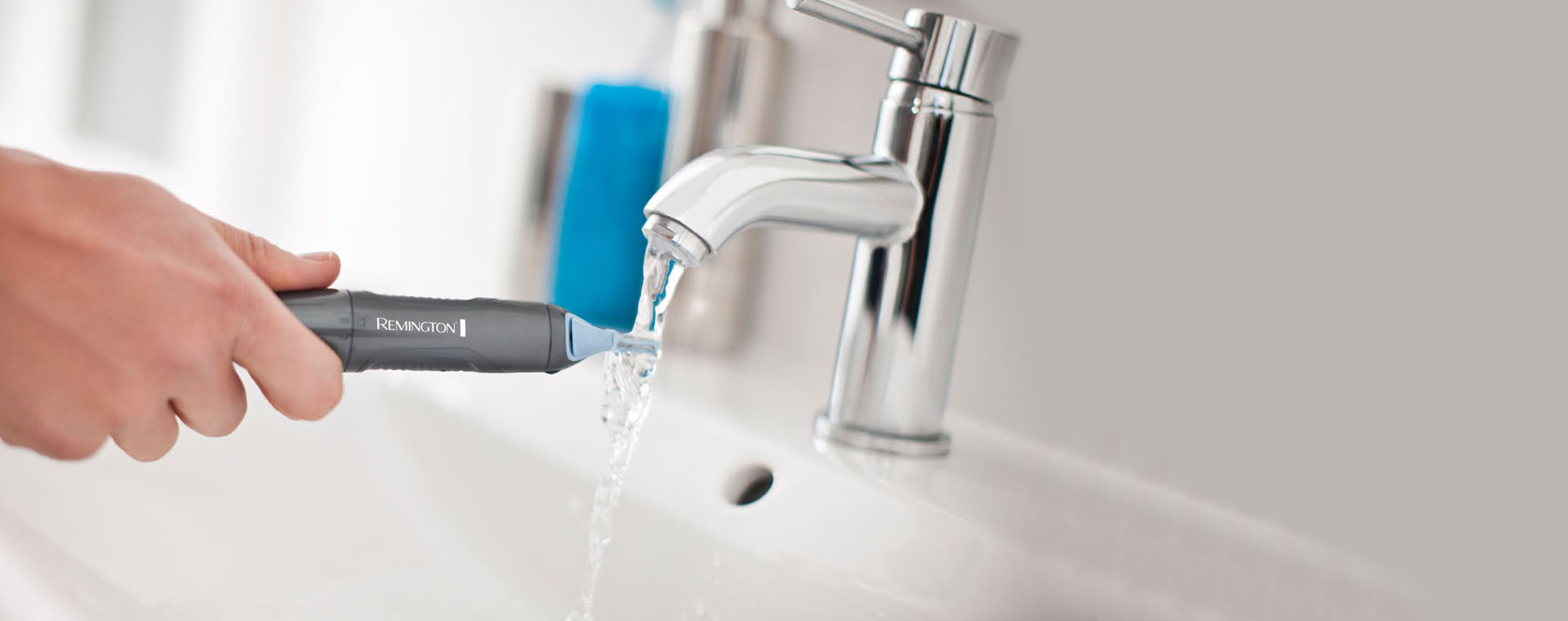 REMINGTON NANOSeries GROOM ESSENTIALS Set NE3455 - Tondeuse nez-oreilles (Gris)