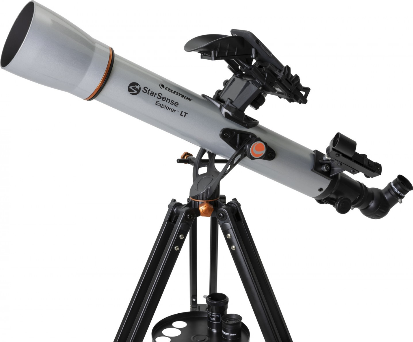 Graues Celestron StarSense Explorer Teleskop auf einem Stativ. Schwarzes Zubehör enthalten.