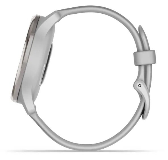 Srebrny smartwatch Garmin z szarym paskiem. Widok z boku, na białym tle.