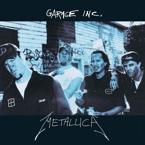Metallica album borítója, a zenekar tagjai egy épület előtt.