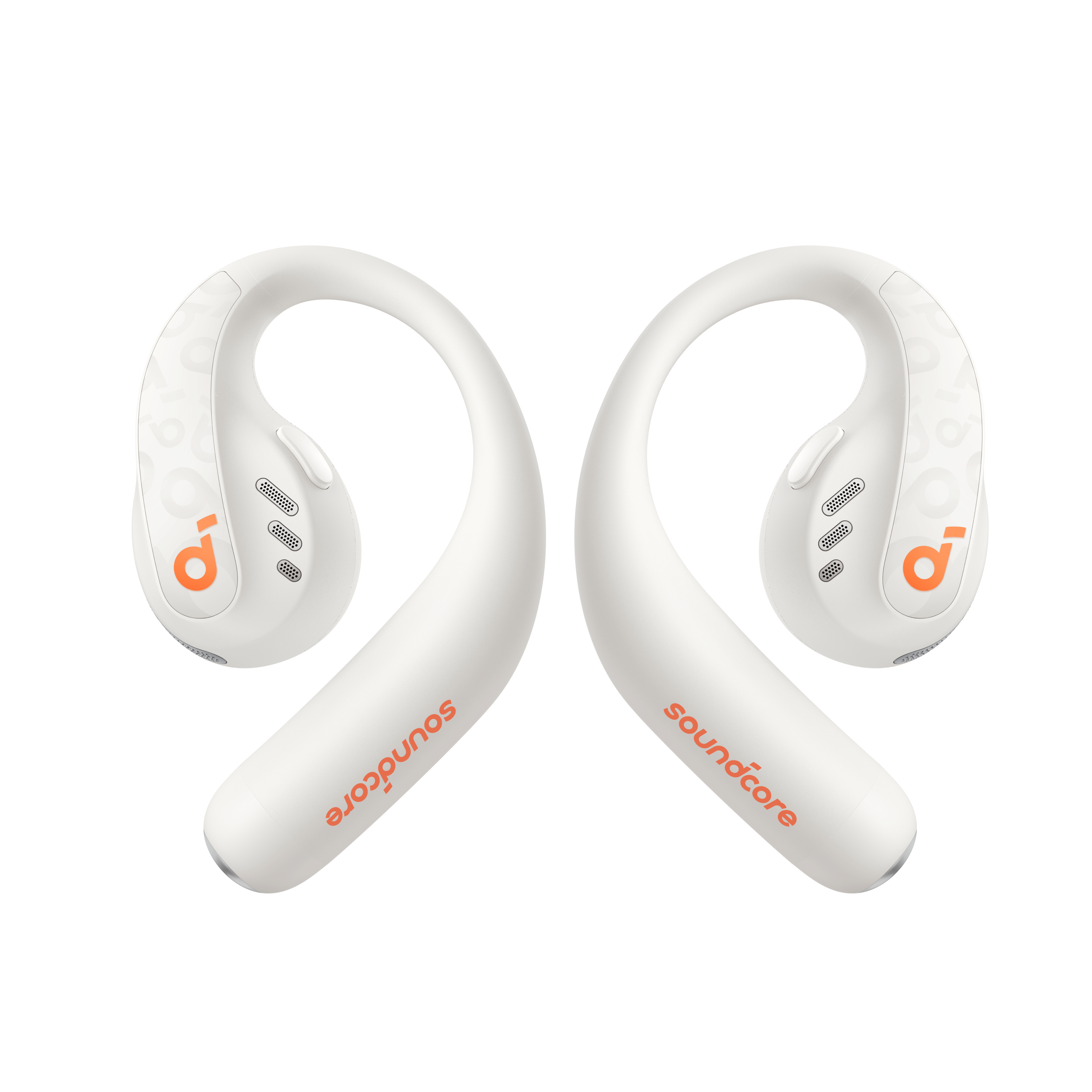 Zwei weiße, gebogene Soundcore-Ohrhörer mit orangefarbenen Akzenten.