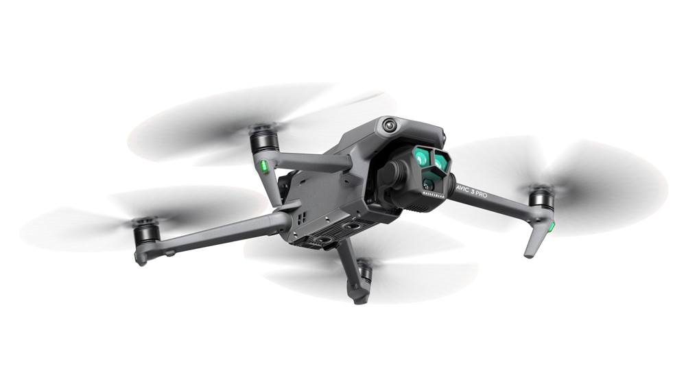 DJI Mavic 3 Pro Fly More Combo (RC Pro) Fiyat & Özellik | MediaMarkt