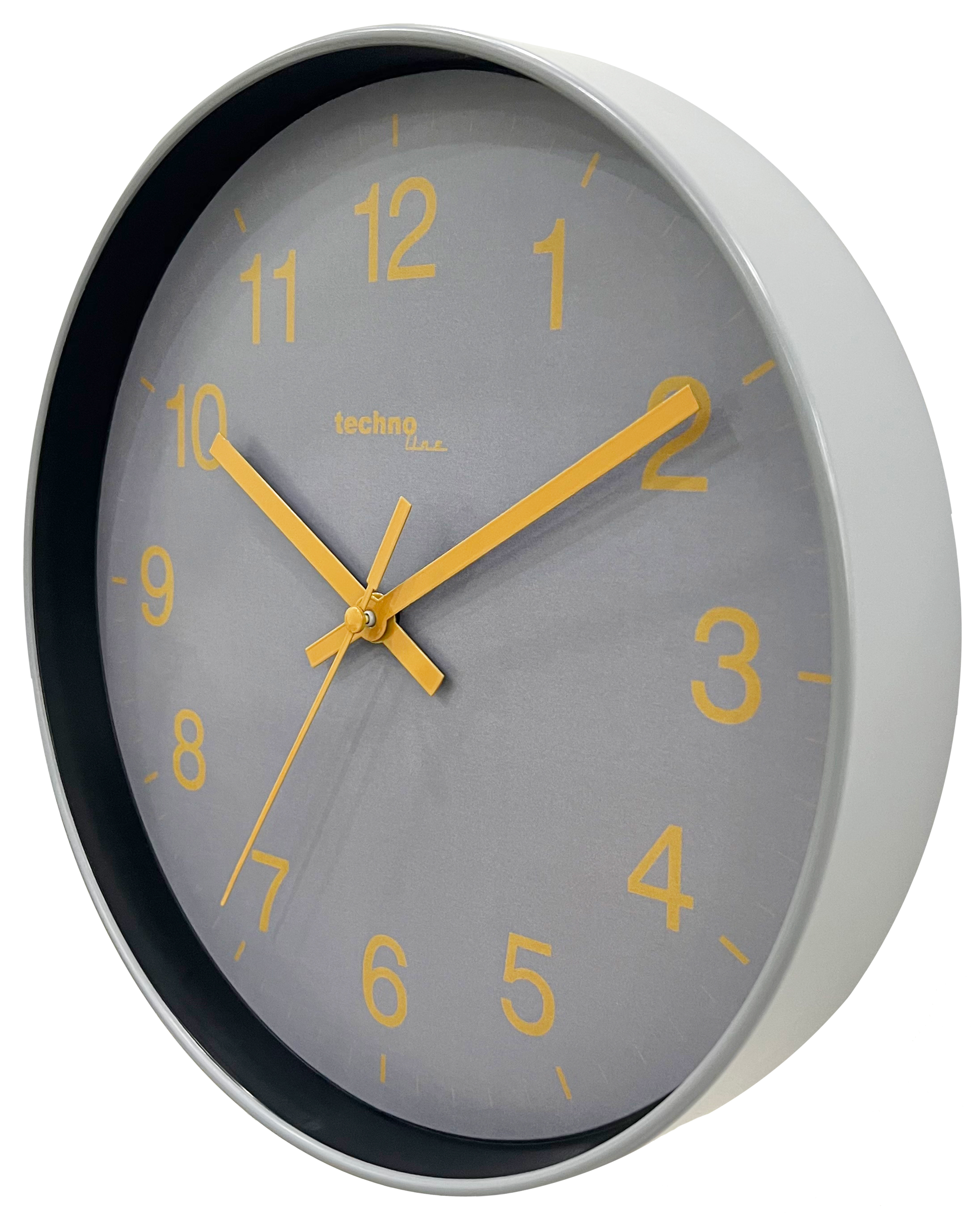 Eine graue Uhr mit gelben Zeigern und Zahlen.