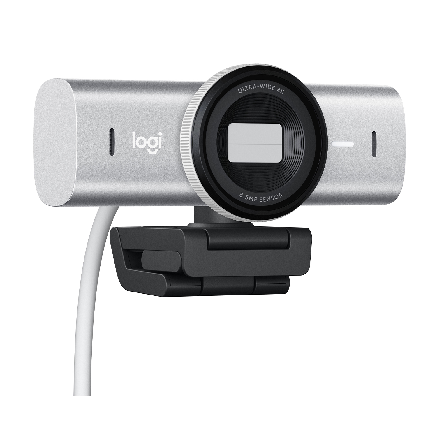 Una webcam argentata con obiettivo ultra-wide 4K e base di montaggio nera.