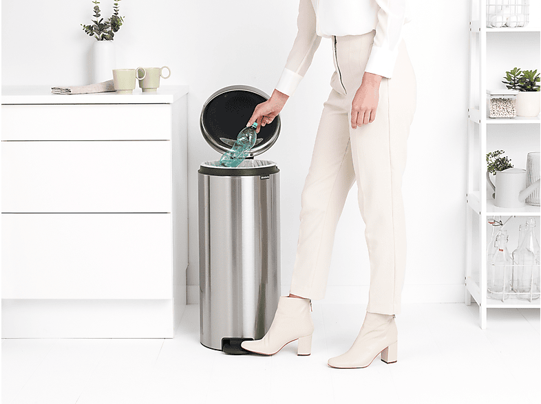 Brabantia 111822 Newicon, Mülleimer, 30l, Matt Steel — Foto 4 von 5