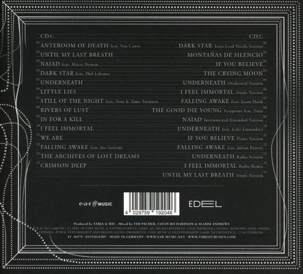 CD-Albumcover mit Trackliste. Schwarz-weißes Design. Weißer Hintergrund.