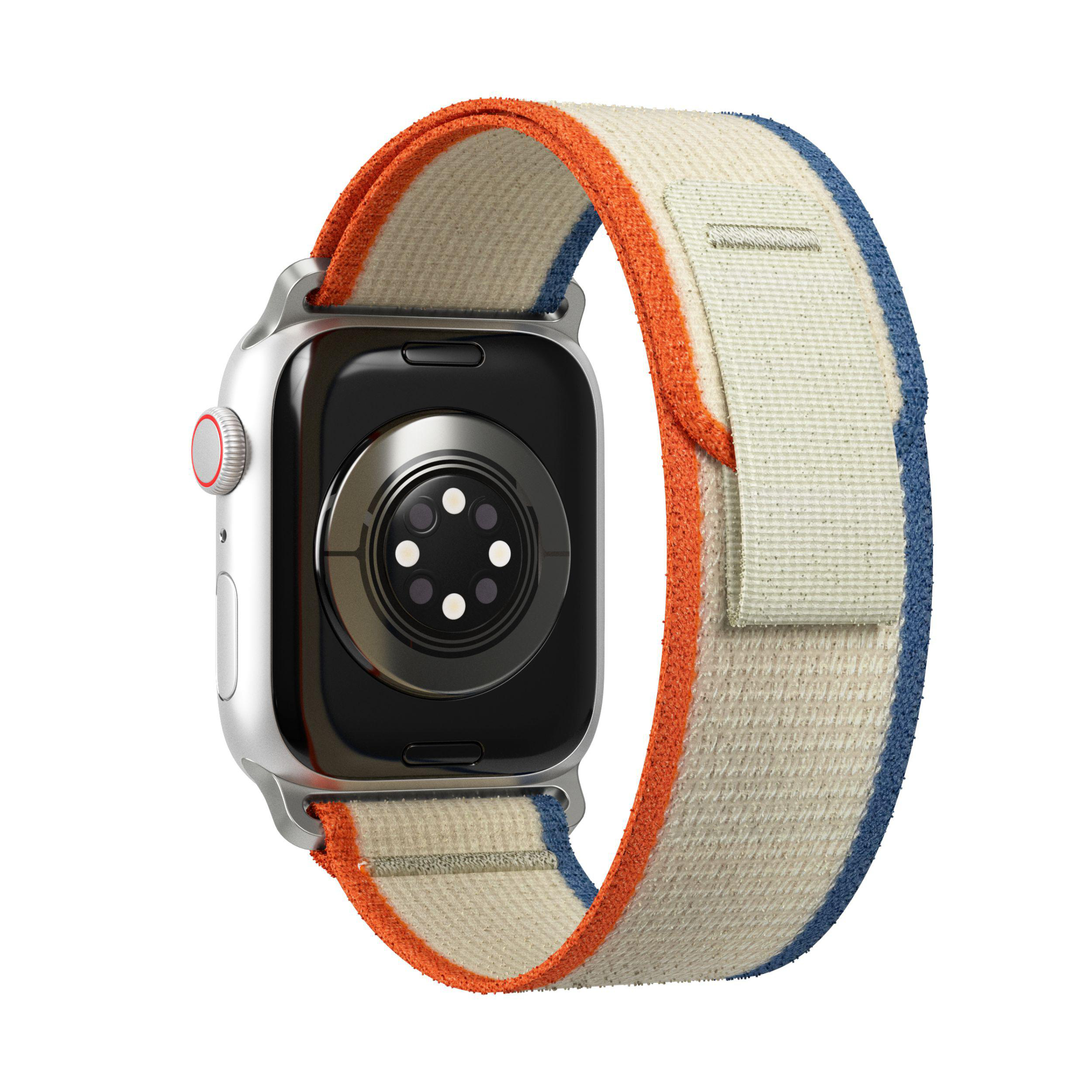 Apple Watch mit gestreiftem orangefarbenem, blauem und cremefarbenem Armband, von hinten und der Seite gesehen, weißer Hintergrund.