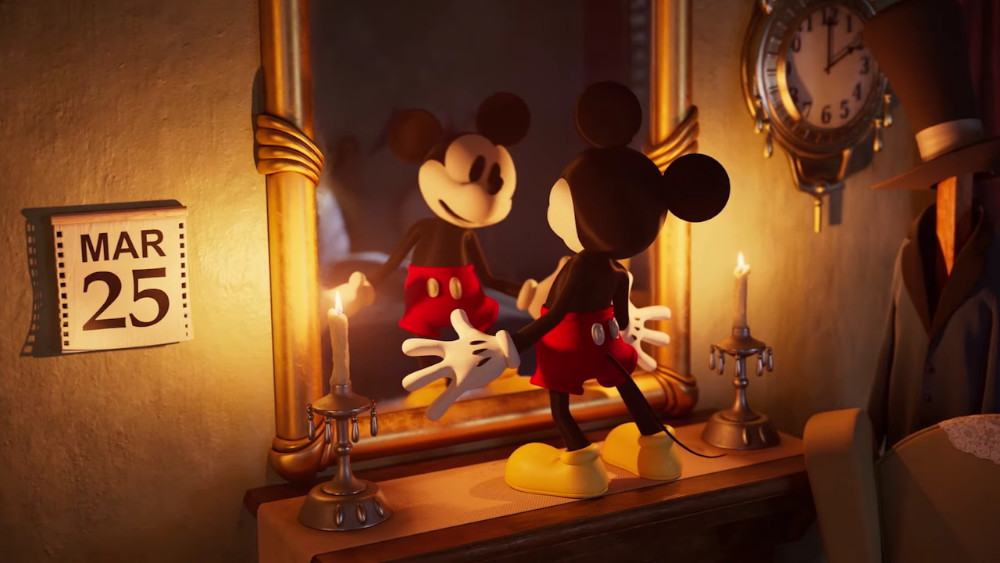 Mickey Mouse in een spiegel, kaarsen en kalender in een warme setting.