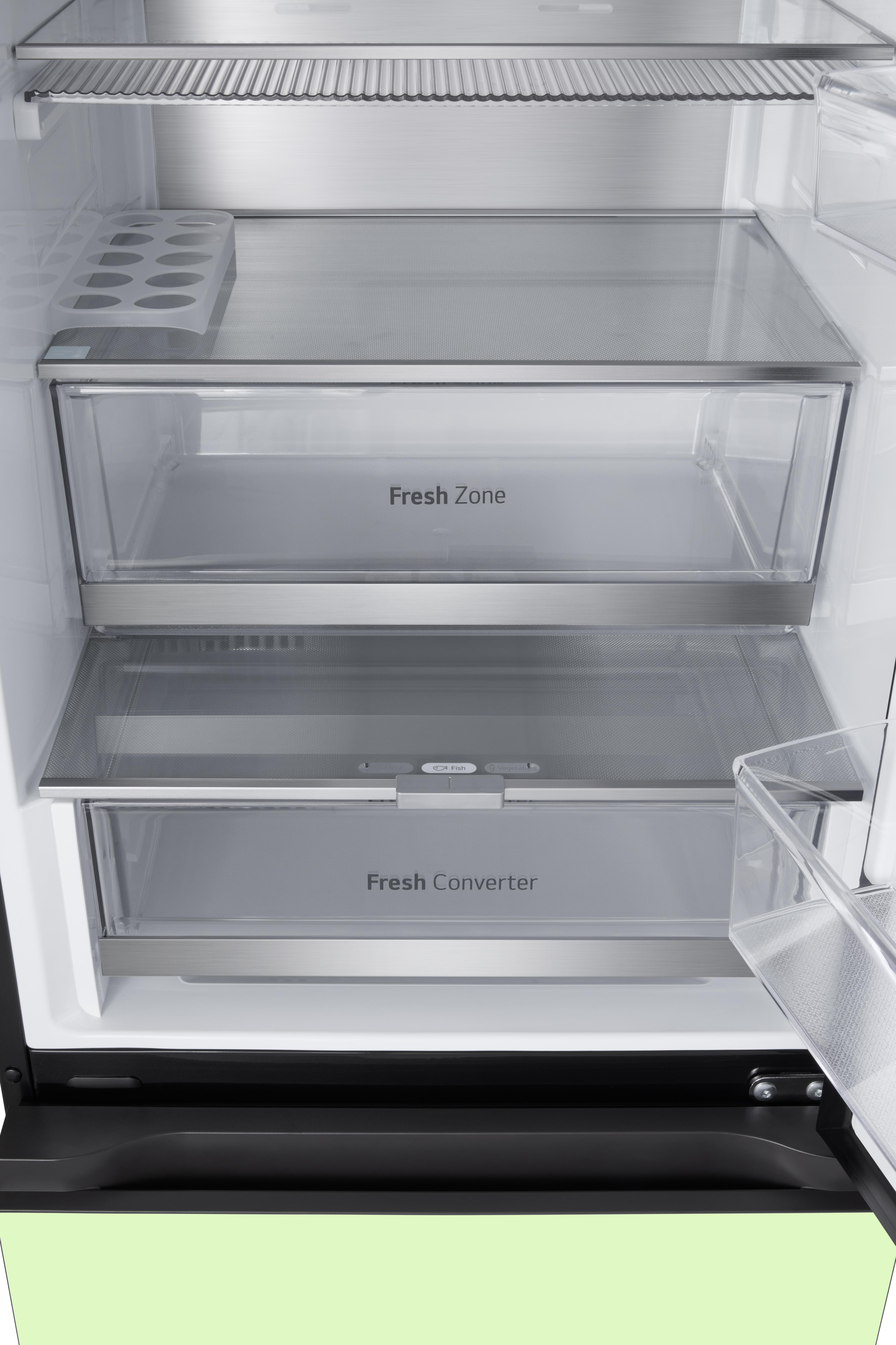 Im Kühlschrank: Schubladen mit der Aufschrift 'Fresh Zone' und 'Fresh Converter', leer.
