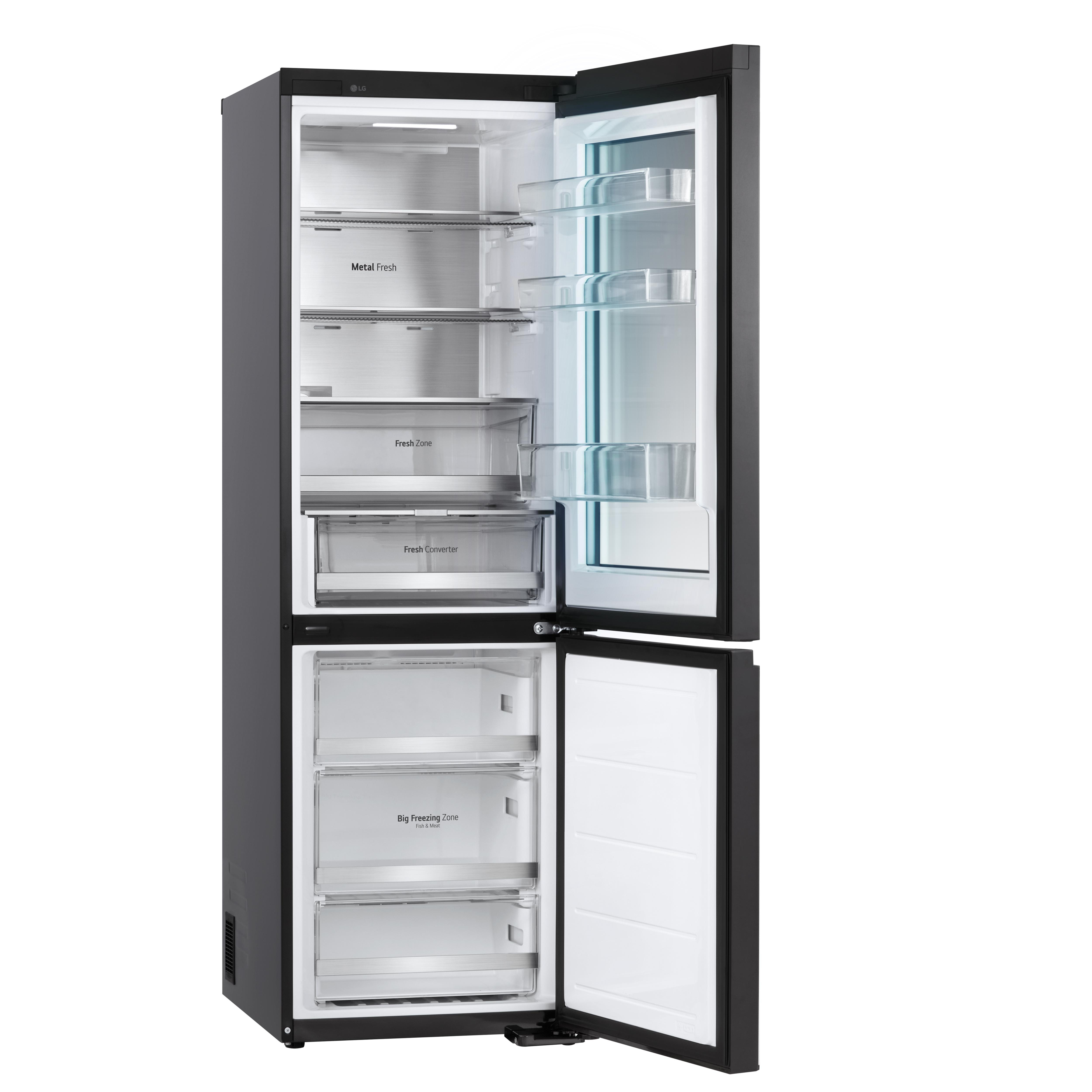 Schwarzer Kühlschrank, geöffnet mit Regalen und Schubladen. Die Tür ist offen.