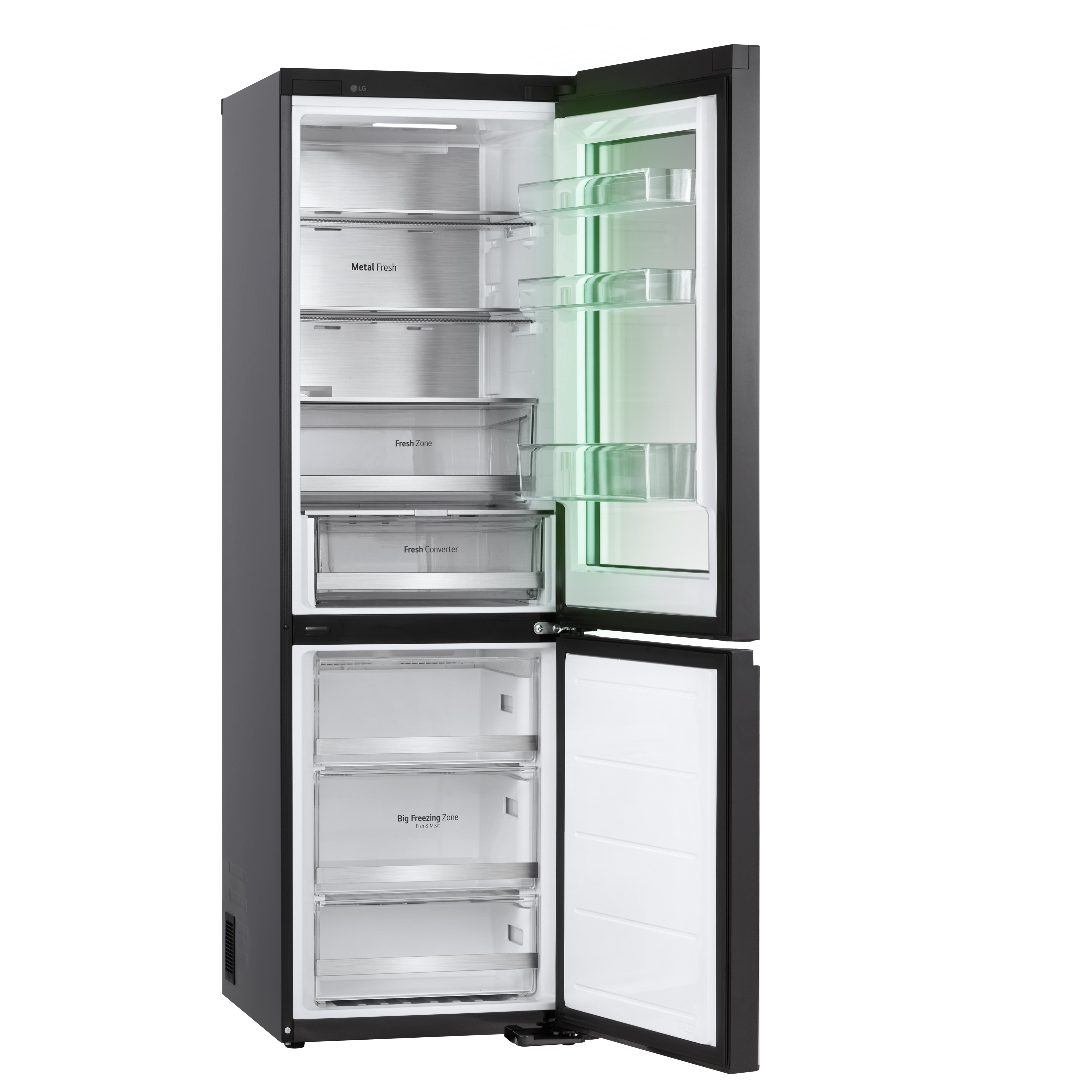 Offener Kühlschrank mit schwarzer Außenseite. Innere Regale sind sichtbar, mit Lebensmitteln.