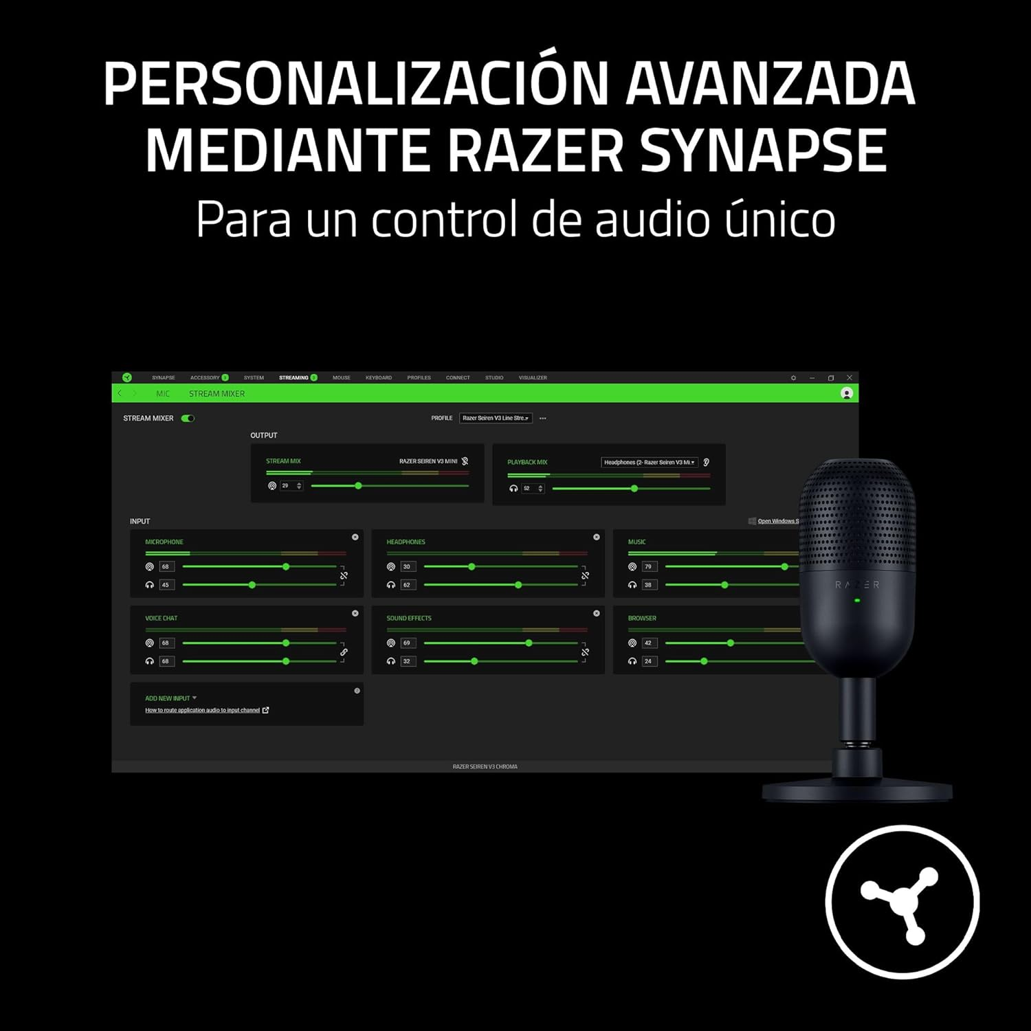 Micrófono negro en un soporte con interfaz de software Razer a la izquierda. Fondo negro.