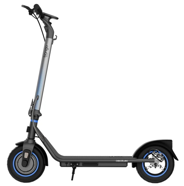 Szary i niebieski skuter elektryczny, widok z boku, na białym tle.