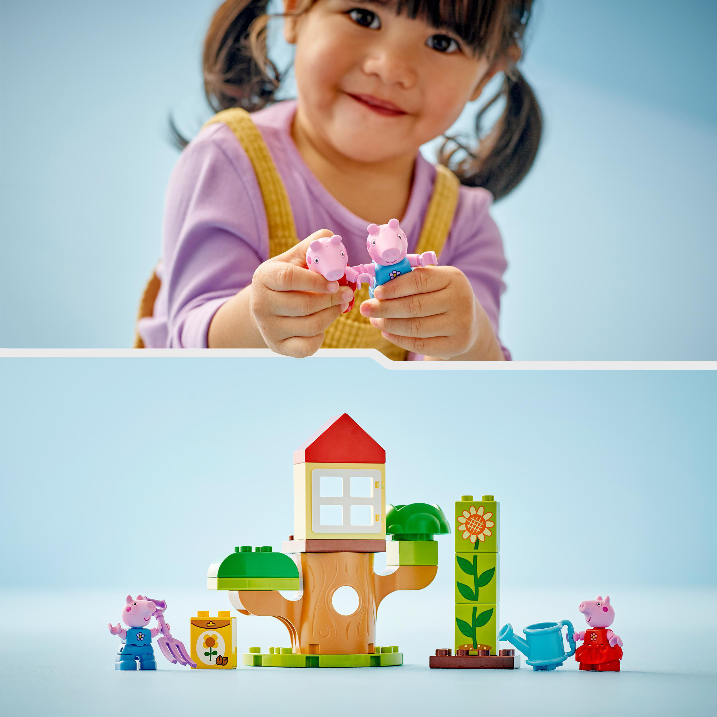 Kind hält Peppa Wutz Figuren, im Hintergrund ein Peppa Wutz Spielset.