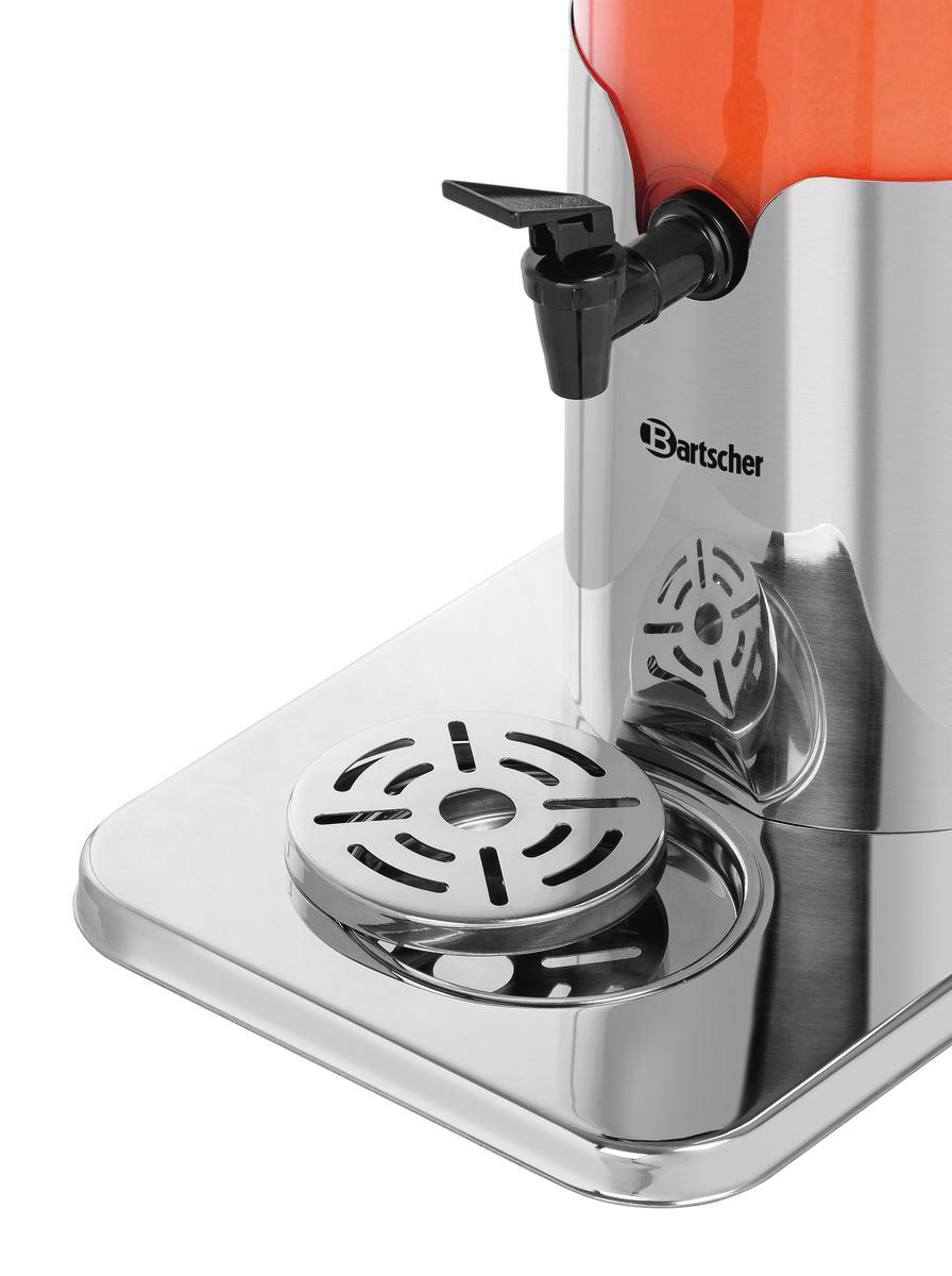 Getränkespender aus Edelstahl mit schwarzem Wasserhahn und orangefarbenem Deckel. Mit Tropfschale und Bartcher-Logo.
