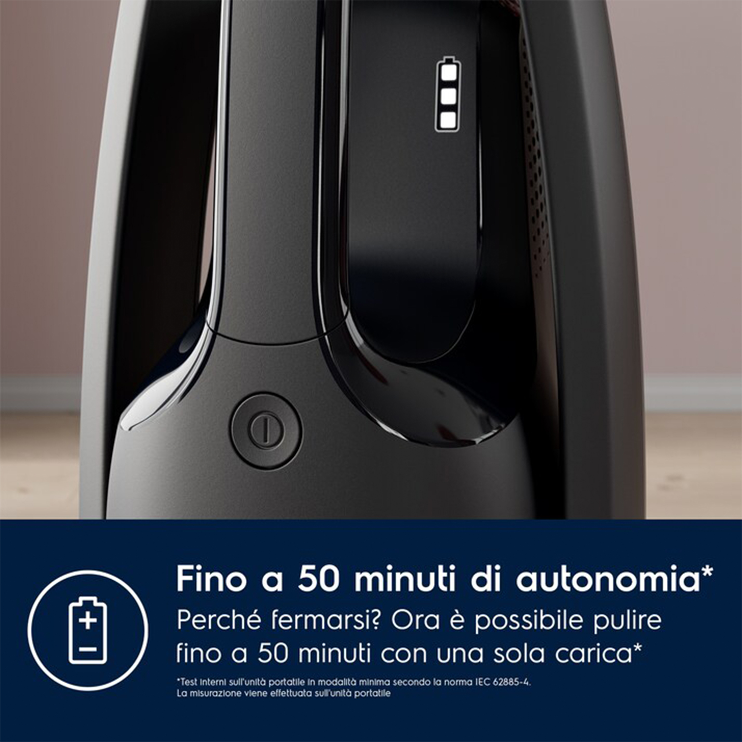 Aspirapolvere nero. Testo: Fino a 50 minuti di autonomia. Viene visualizzata l'icona della batteria.