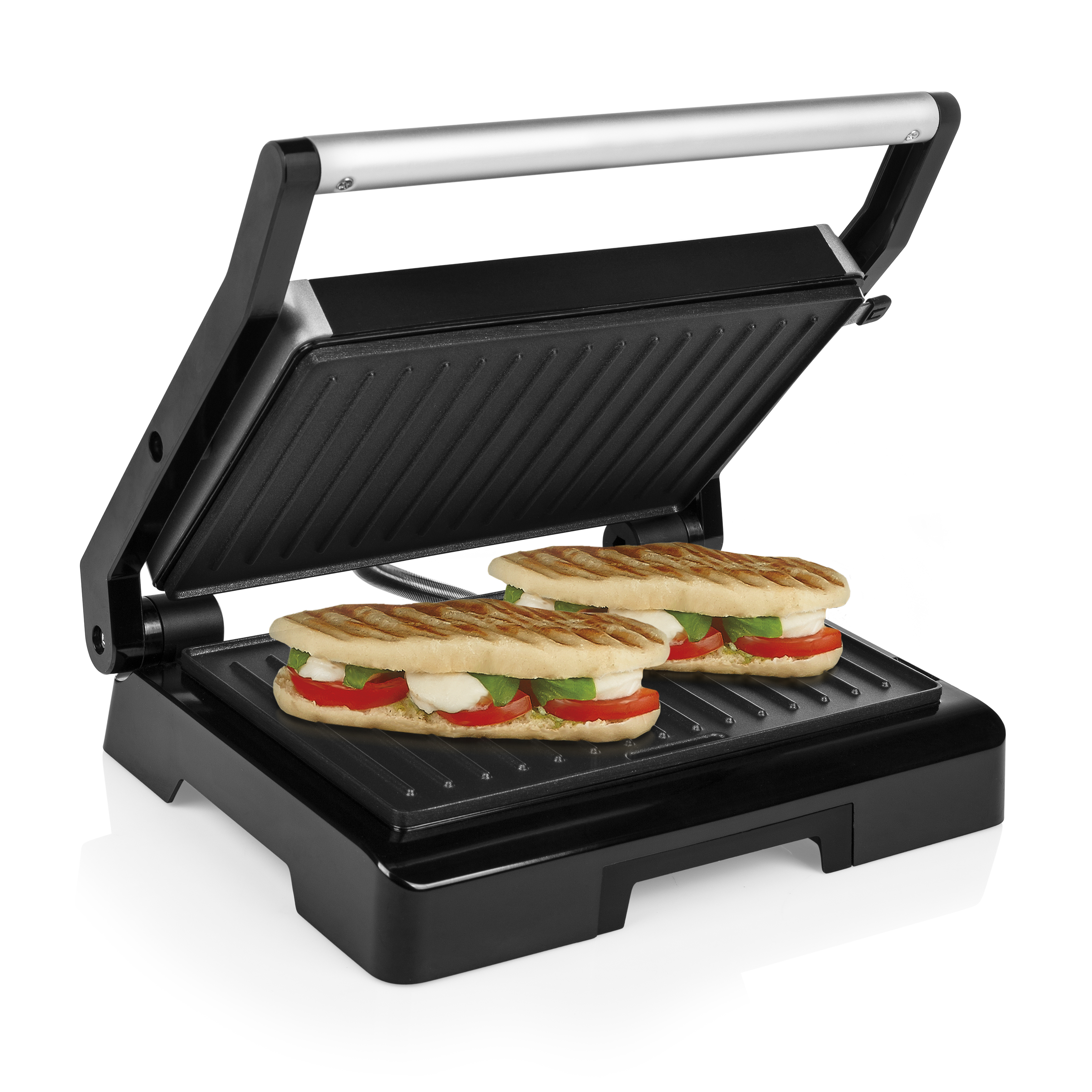 Eine schwarze Panini-Presse mit zwei zu grillenden Sandwiches.