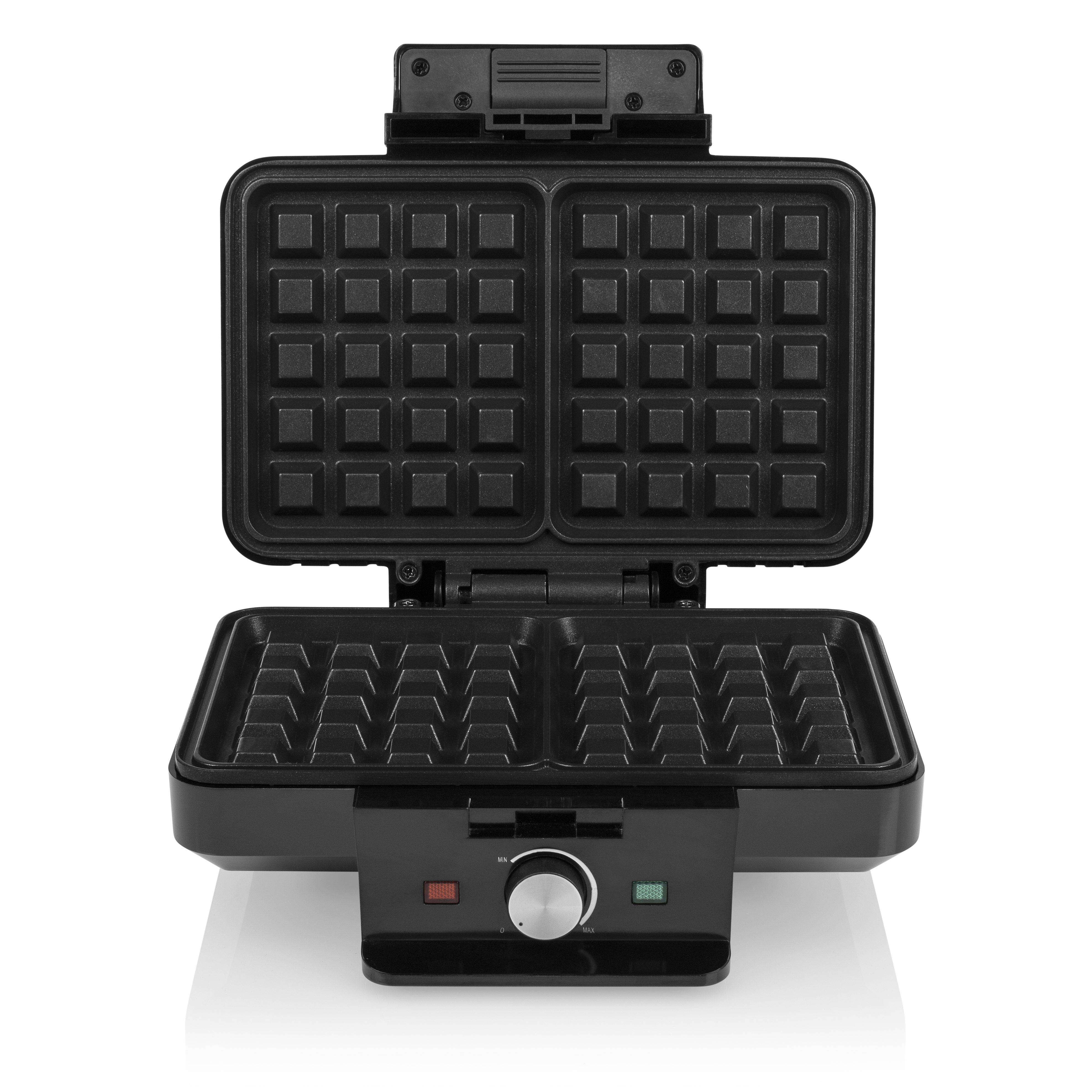 Schwarzer Waffeleisen, offen, zeigt die Waffelgitter. Knöpfe für Einstellungen sind unten.