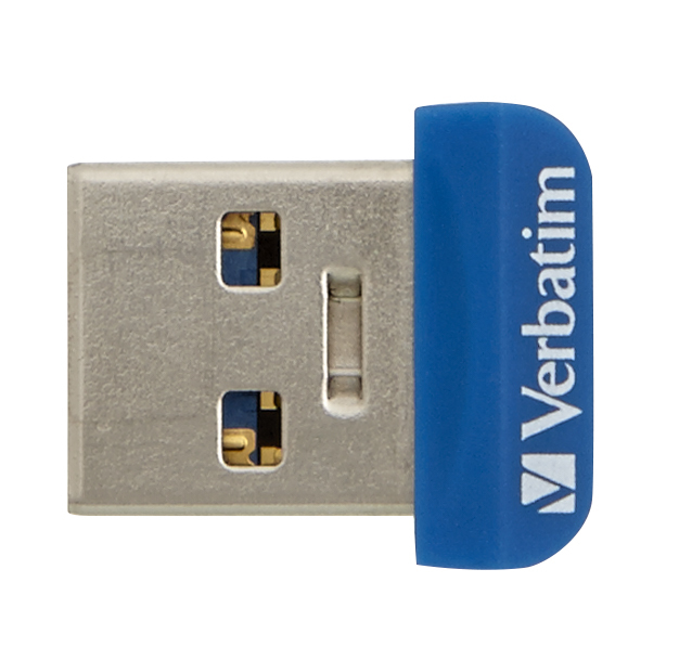 Blauer und silberner USB-Stick, das Verbatim-Logo ist sichtbar.