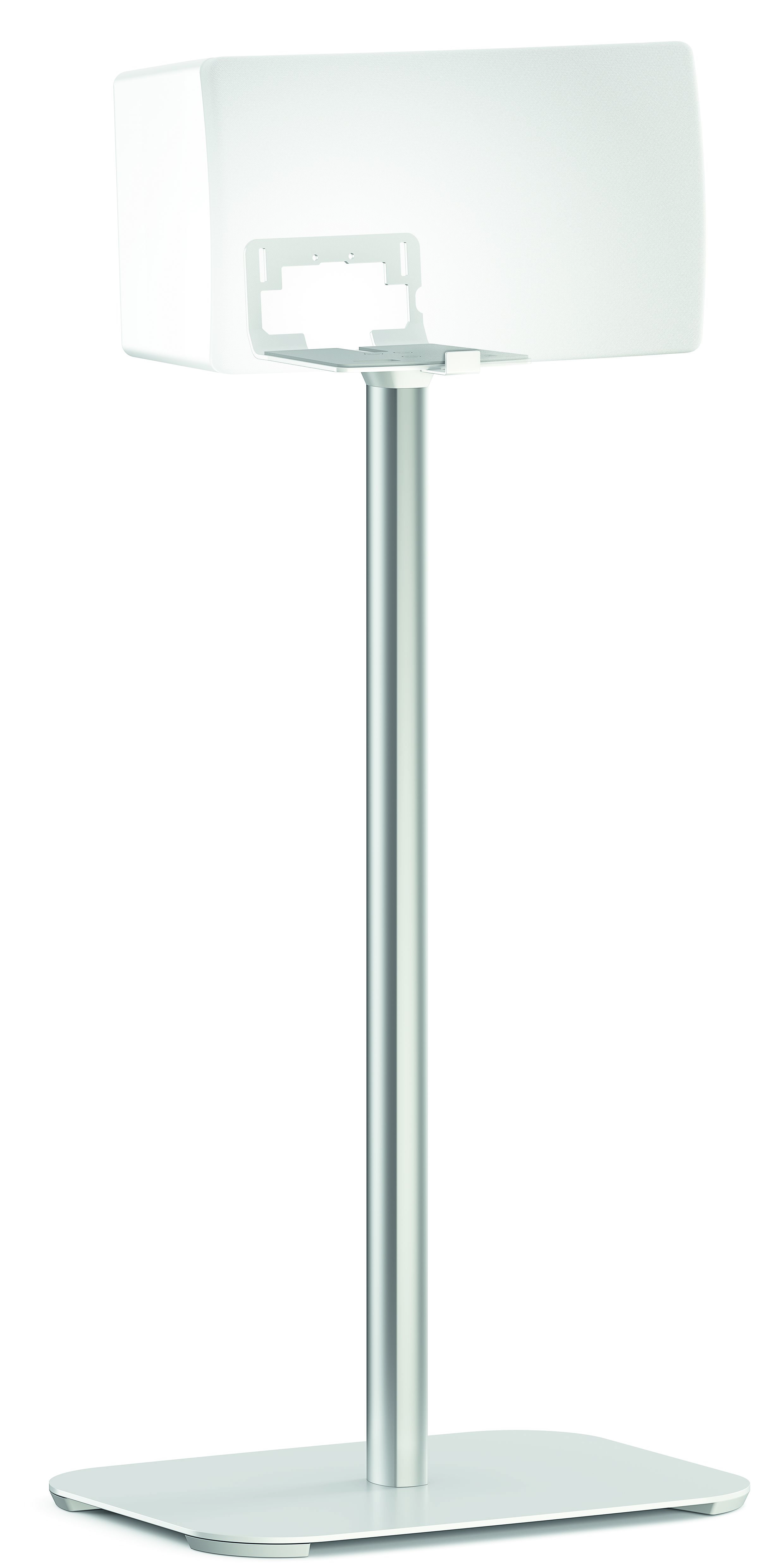 Een witte luidspreker op een hoge zilveren standaard. De luidspreker is rechthoekig, modern design.