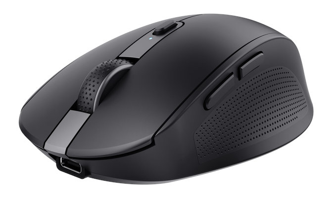 Czarna mysz bezprzewodowa z kółkiem przewijania i bocznymi przyciskami. Posiada port USB-C.