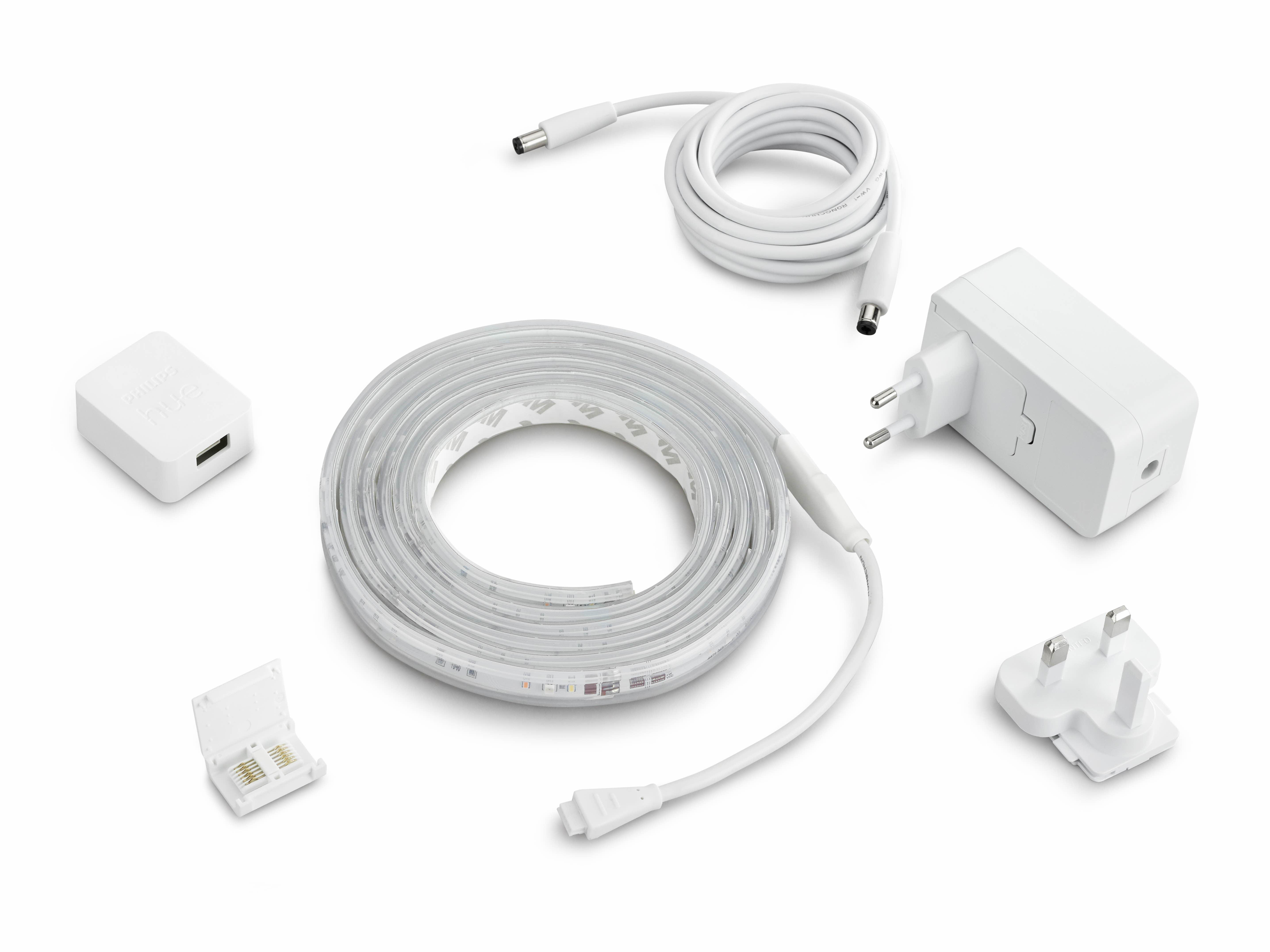 Weißes Tech-Zubehör: Lichtleiste, Ladestecker, Netzteil und Anschluss.