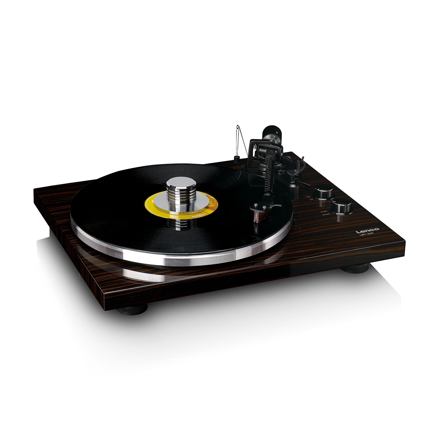 Un giradischi in legno con un disco nero in riproduzione.