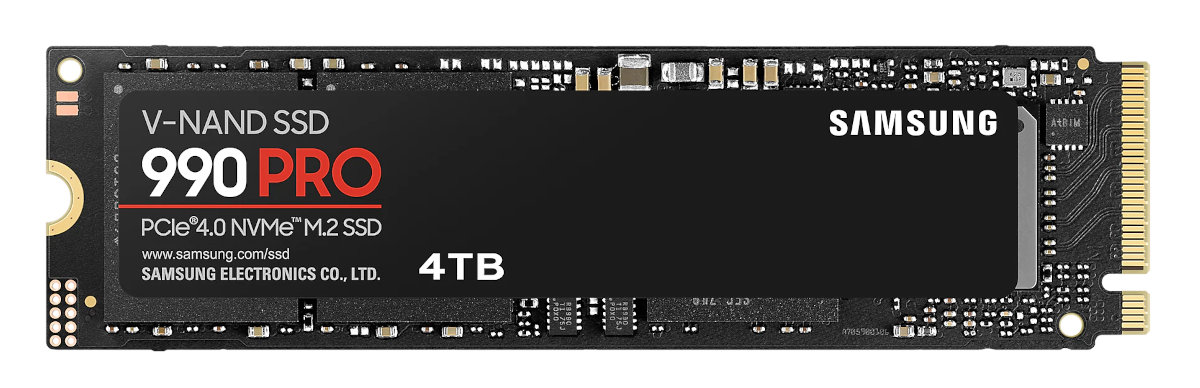 Czarny dysk SSD Samsung 990 Pro, z czerwonym i białym tekstem oraz czarną płytką PCB.