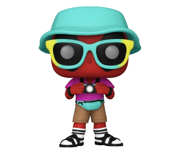 Figurka Funko Pop Deadpoola jako turysty, z niebieskim kapeluszem, okularami przeciwsłonecznymi i aparatem.