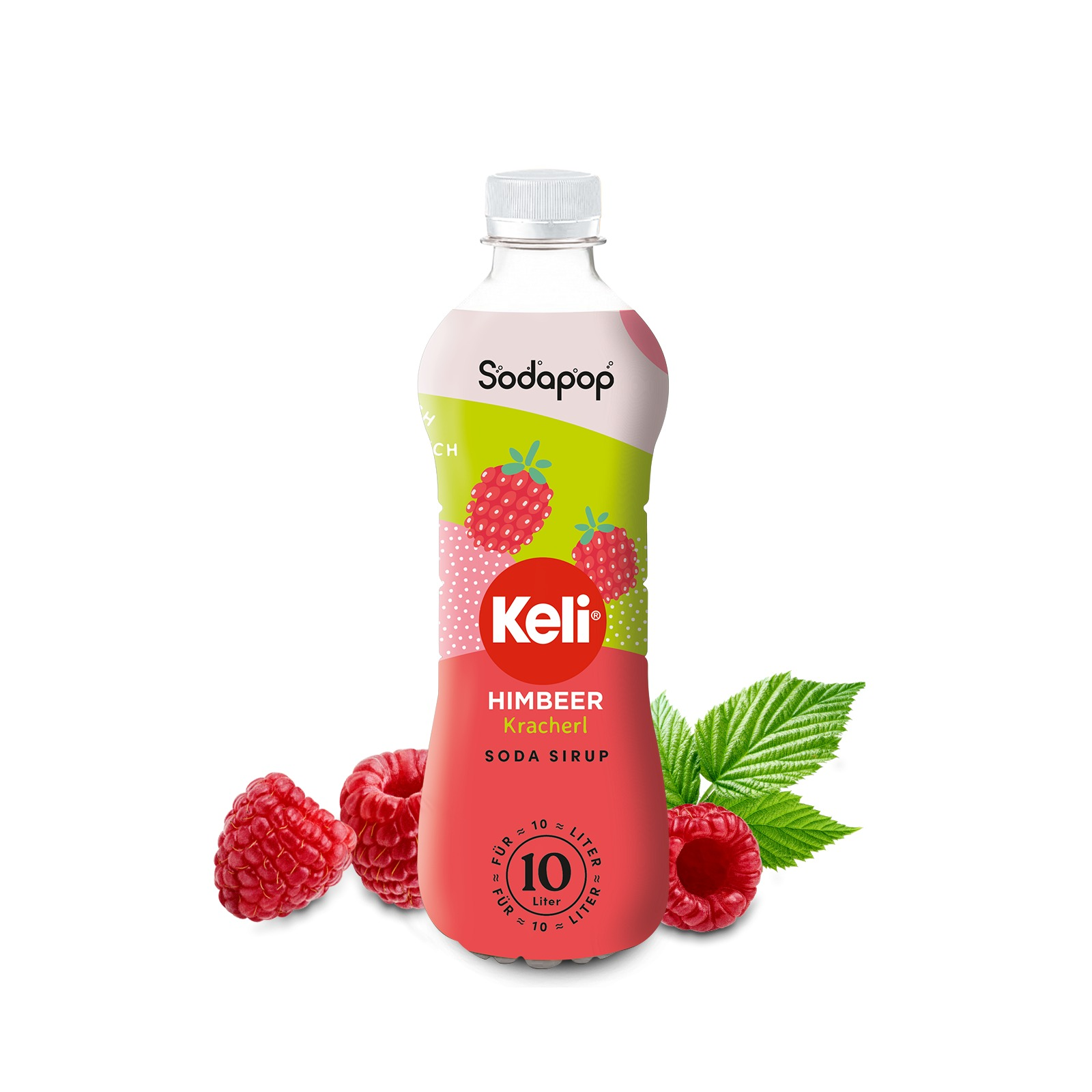 Eine Flasche Himbeersirup mit Himbeeren und Blättern. Weißer Hintergrund.
