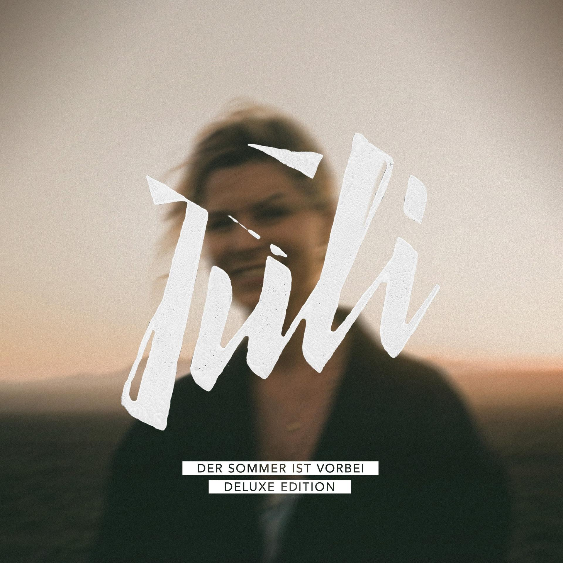 Albumcover mit einem verschwommenen Bild einer Frau mit dem Text 'Juli' und 'Der Sommer Ist Vorbei'.