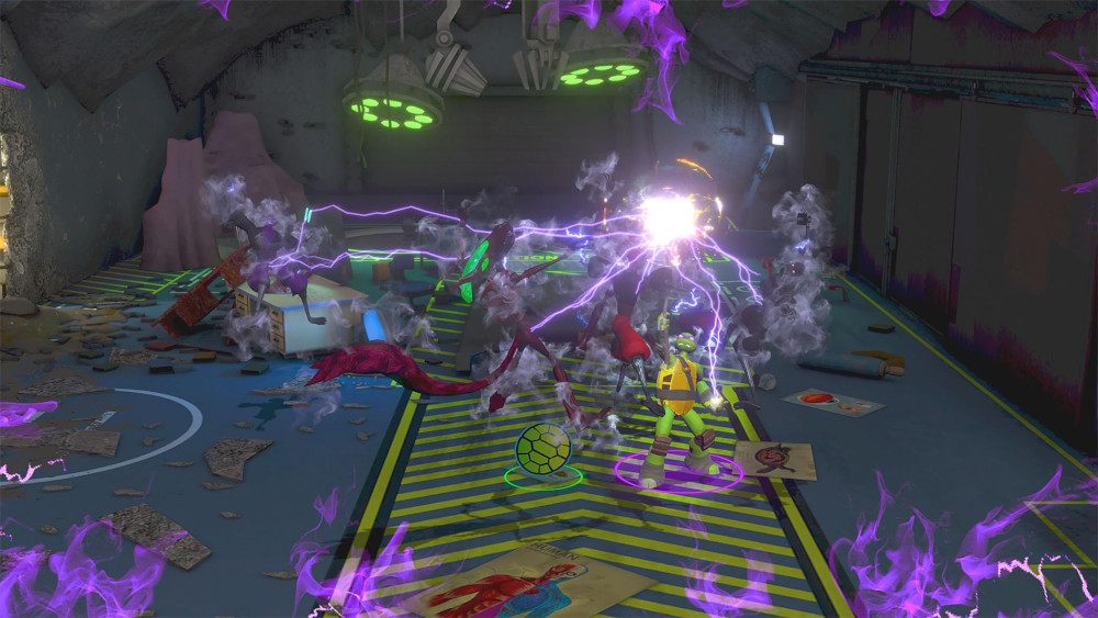 Een videogame-scène van Teenage Mutant Ninja Turtles die vechten in een futuristische, paars verlichte omgeving.