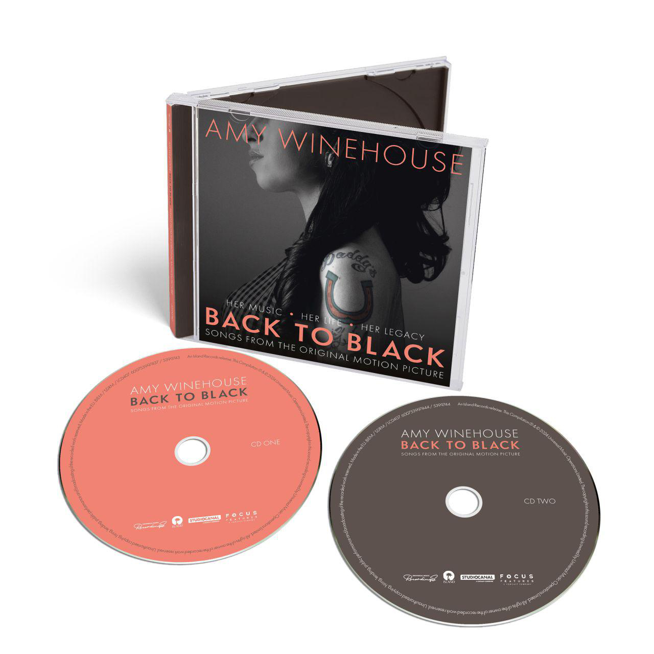 Amy Winehouse Back to Black Album-CDs. Zwei CDs, eine pfirsichfarbene, eine braune, in einer Hülle.