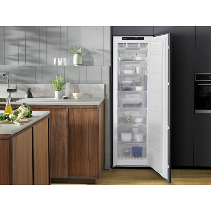 Zamrażarka ELECTROLUX LUT6NF18S seria 600