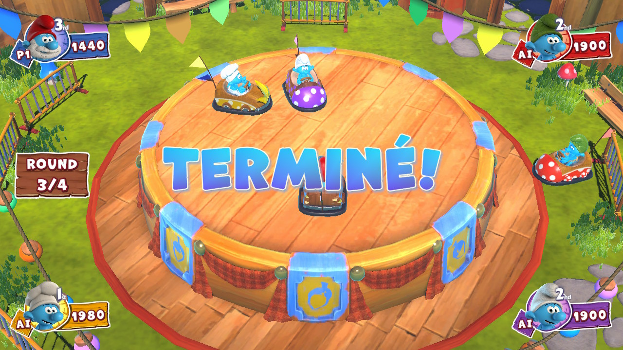 Ekran gry wideo pokazuje ekran końcowy w kreskówkowym świecie. W grze są cztery postacie.