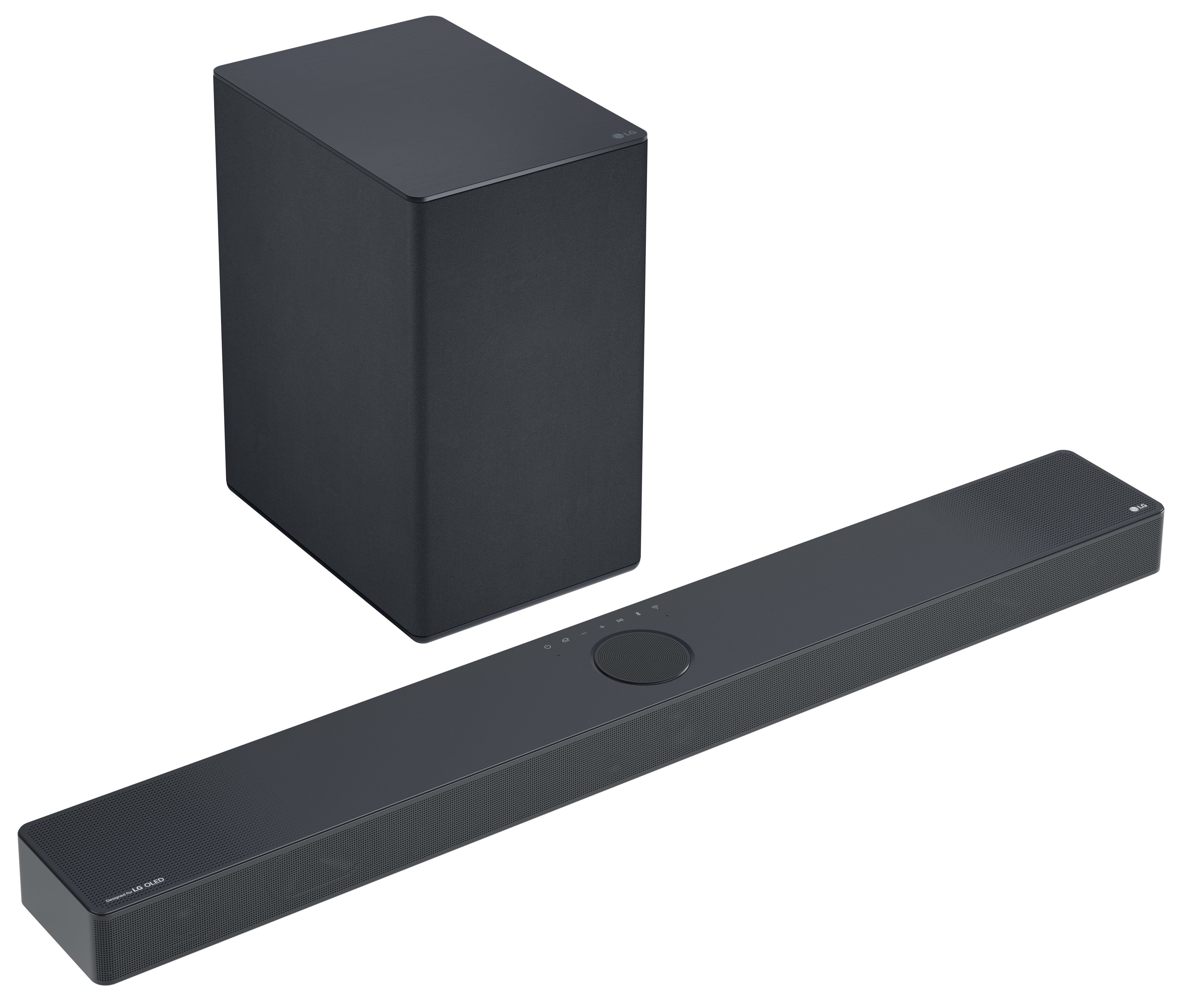 Czarny zestaw soundbar i subwoofer. Soundbar jest prostokątny, subwoofer to kostka. Odizolowane na białym tle.